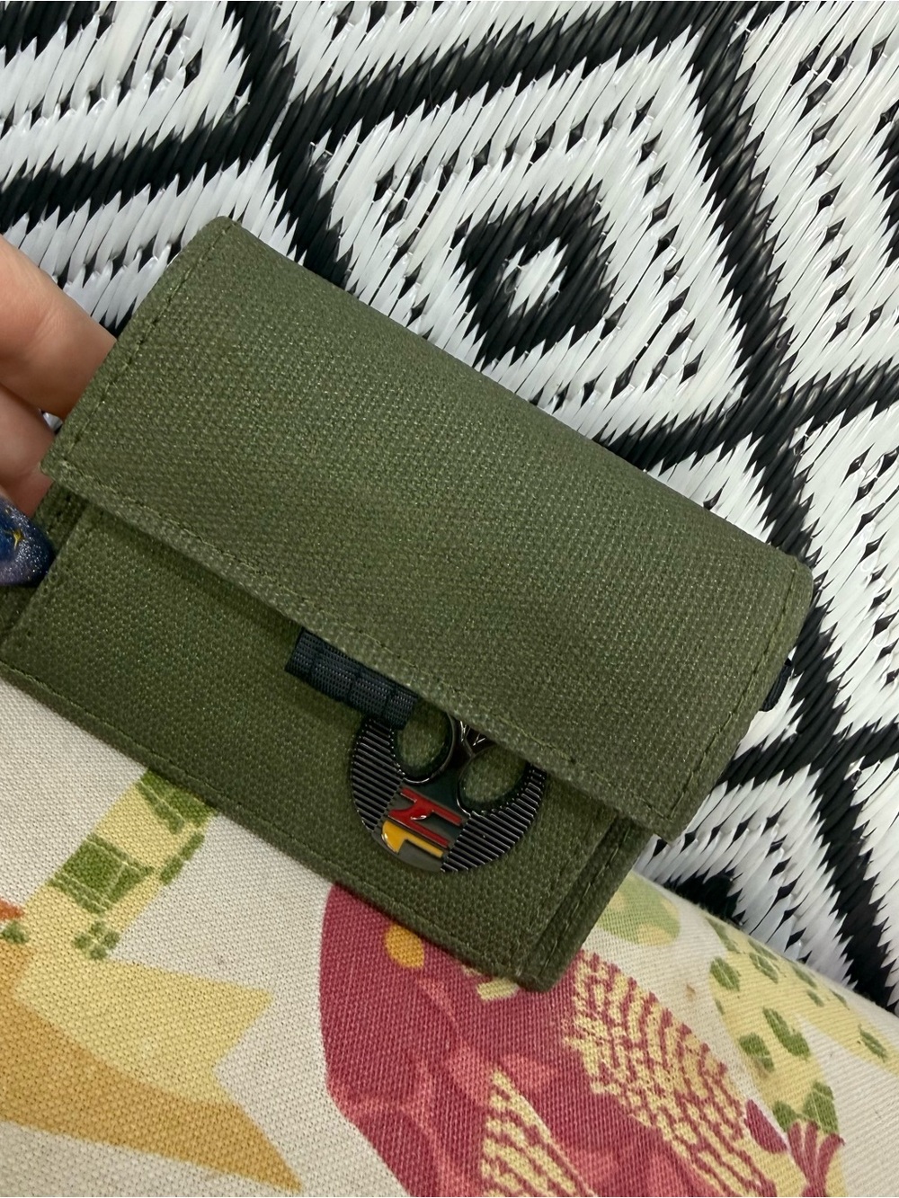 Loot Crate exclusive Star Wars "Pocket Documentation Protection Wallet" Limited